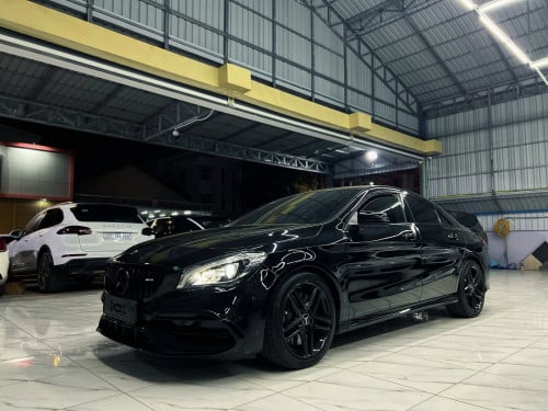 Mercedes Benz CLA45 AMG 2014