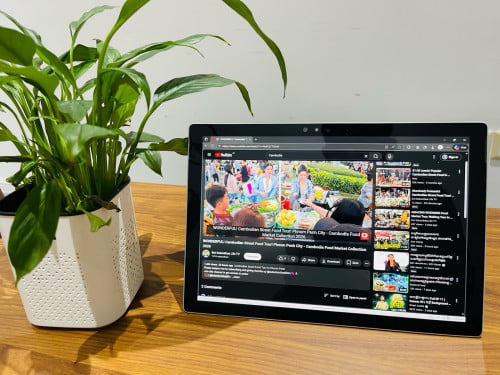 Microsoft Surfaces Pro i7