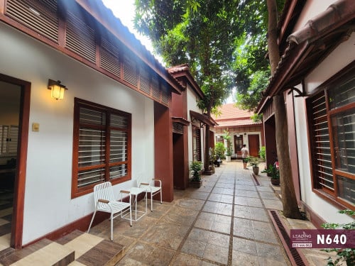 N640 | Beautiful Bungalow Styled 1 Bedroom For Rent Near Russian Market