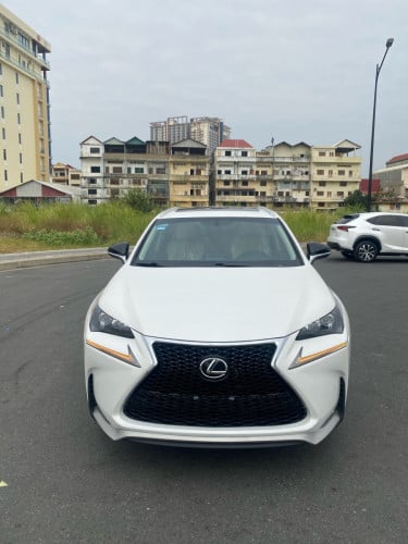 NX200t 2016 ក្រដាសពន្ធ