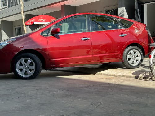 Prius 05 full តម្រូវអោយកាត់ឈ្មោះ អាគុយទើបដូរមួយធុង