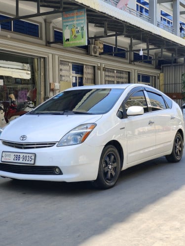 Prius 06 Full ពេញ ពិន្ទុខ្ពស់ ឡានមុខក្រោយស្អាតអត់បុក បាតខ្ចីអត់ច្រេះ តំលៃ10600$ចរចារបាន