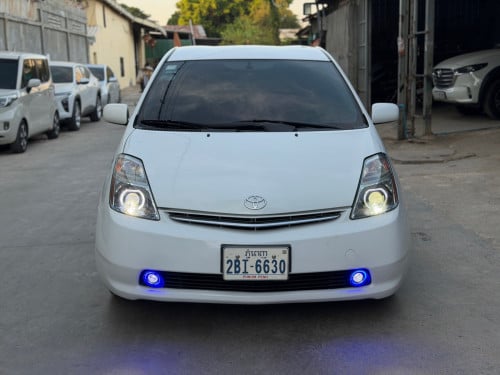 Prius FUll option ឡានថ្មី