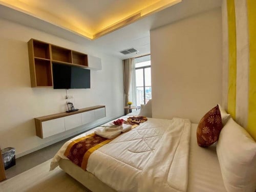 Rental Studio|Floor 24|The Penthouse Residence