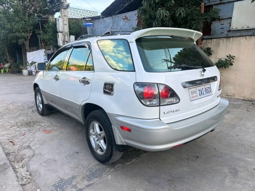 Rx 300 2002 ប៉ុង 1