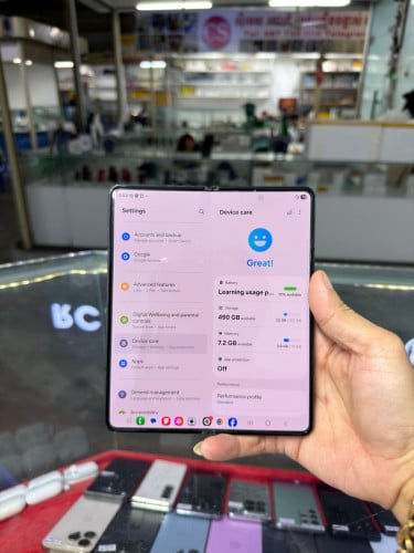 Samsung Fold 4 Black Company Sim2 Ram12GB HD512GB Phone Condition 90% , ជាំអេក្រង់&ឆ្នូតអេក្រង់