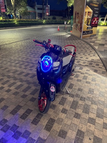 Sell ម៉ូតូ លេងគ្រឿងម៉ាអែមម៉ង