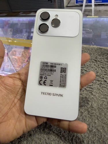 Tecno Spark 40 Ram8G Memory256G ក្រុមហ៊ុនសុីមពីរ មានឆ្នាំងសាក