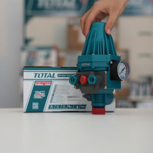 TOTAL Automatic Pump Control 10Bar 10A (With Pressure Gauge) (TWPS101)