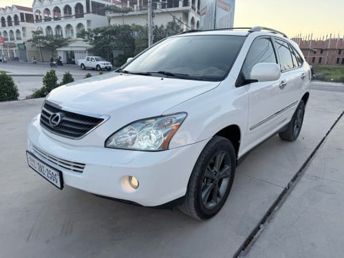 LEXUS RX400h 2006 H-FULL ប៉ុង2 ក្នុងលឿង ប្រភេទឡានមូលសានុំស្រីន ថ្មីខ្លាំង