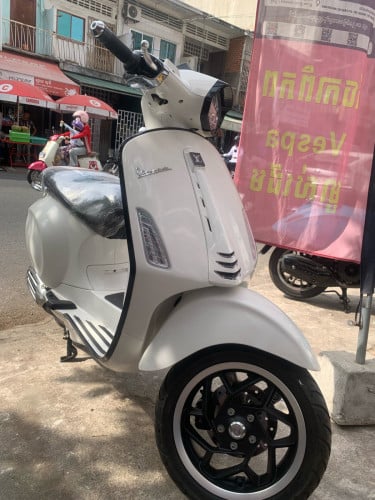 Vespa sprint 024 មួយទឹកស្លាកលេខ