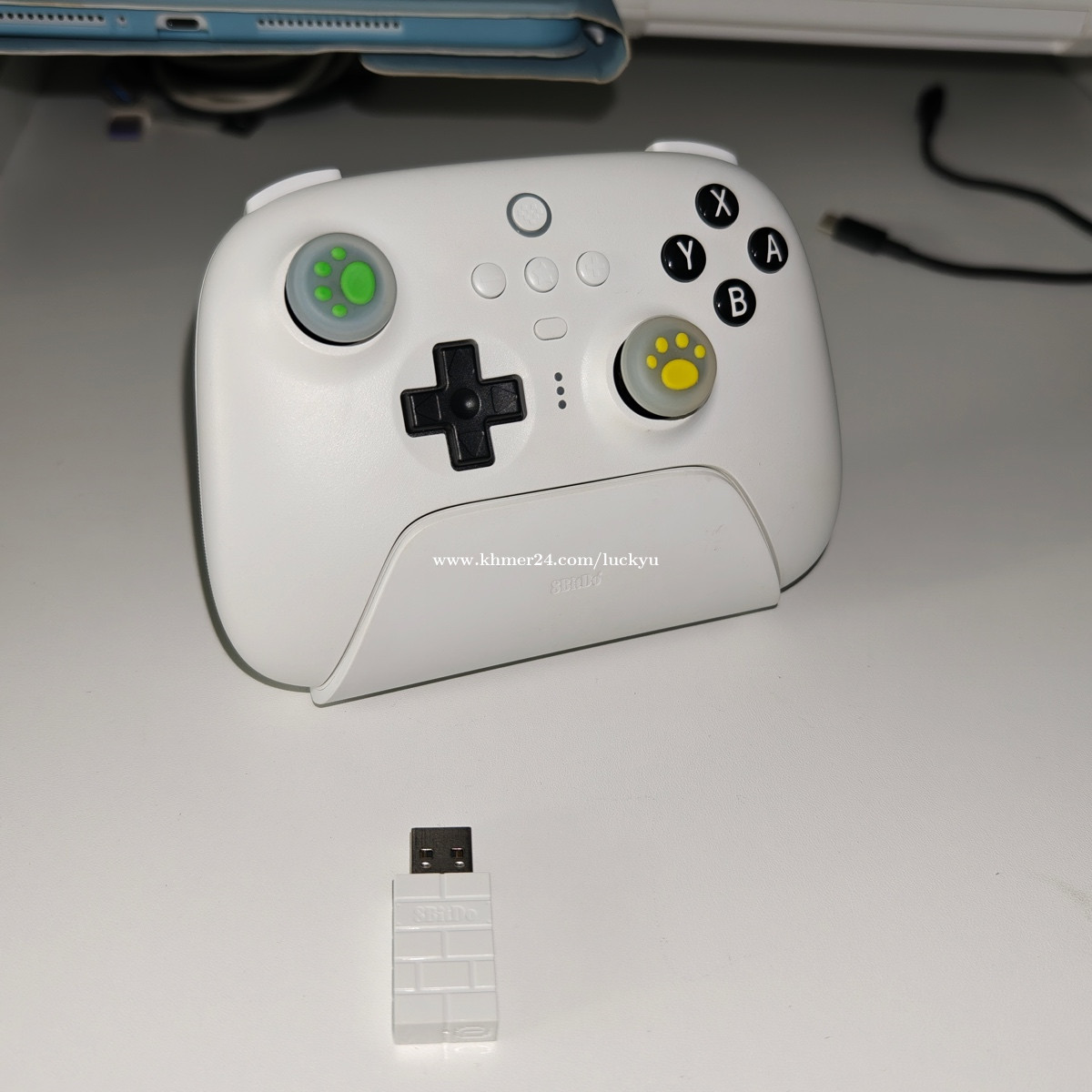 8bitdo Pro controller & dock price $49.00 in Chaom Chau 2, Por Senchey ...