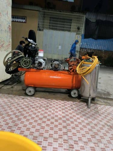 ម្ចាស់ផ្ទាល់