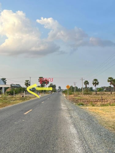 ដីលក់ ស្រុកថ្ពង កំពង់ស្ពឺ