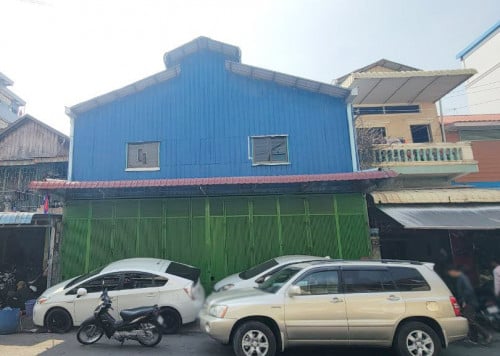 ឃ្លាំងអាជីវកម្មសំរាប់ជួលម្ដុំឃ្លាំងរំសេវ