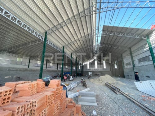 ឃ្លាំងសំរាប់ជួល