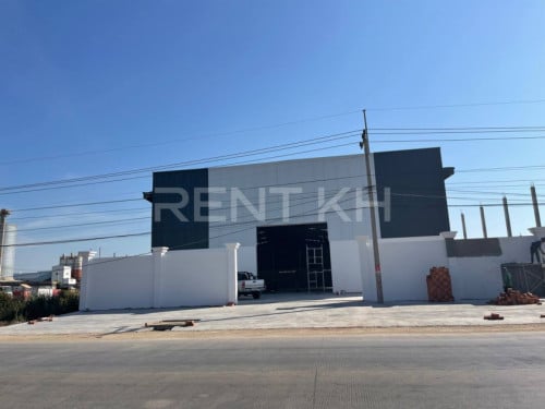 ឃ្លាំងសម្រាប់ជួលនៅសែនសុខ