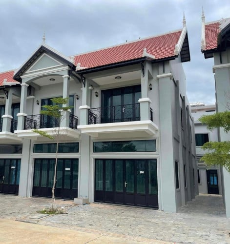 ផ្ទះជួលកណ្តាលក្រុងសៀមរាបតែម្តង បងៗចាប់អារម្មណ៍អាចទាក់ទងតាមលេខទូសព្ទ័ 095327797