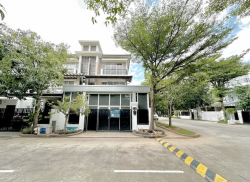 វីឡាភ្លោះ B សម្រាប់ជួល | Villa Twin B for Rent