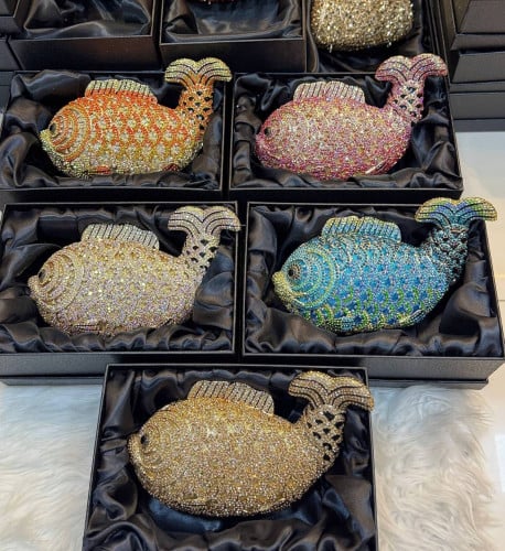 កាបូប​ស្បែក​ have box 📦