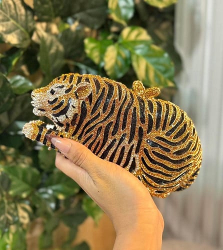 កាបូប​ស្បែក​ have box 📦