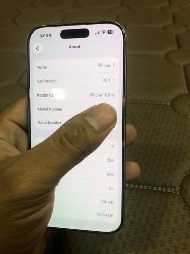 ចង់លក់ទូរស័ព្ទ iPhone 16pro 256g bypass ប្រើបានតែ WiFi