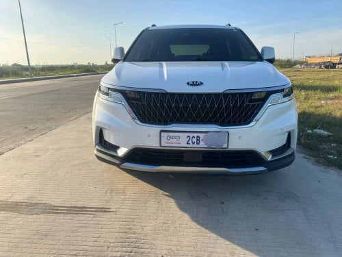 * Kia Canival 2021 ម៉ាសុីនម៉ាស៊ូត 2,2  Full Option