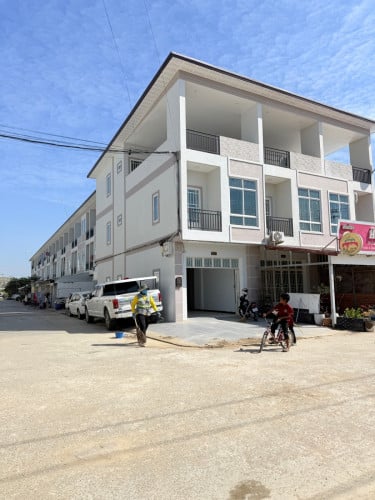 លំនៅដ្ឋាន Kis Residence