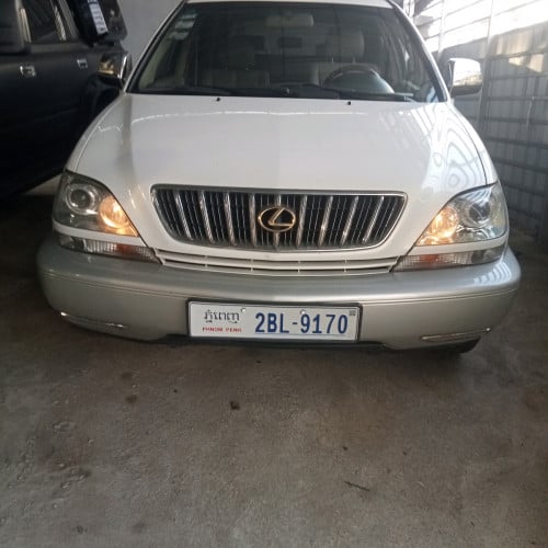 លក់ Lexus 2001 ប៉ុង1 ឡានថ្មី