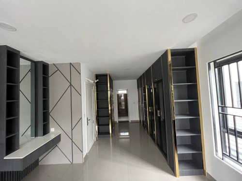 ឃ្វីនអេ វីឡាសម្រាប់លក់ | Queen A villa for sale (ទីតាំងបុរីជីបម៉ុង ផាកលែន ៥០ម៉ែត្រ)