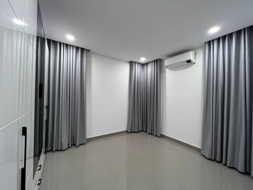 ឃ្វីនអេ វីឡាសម្រាប់លក់ | Queen A villa for sale (ទីតាំងបុរីជីបម៉ុង ផាកលែន ៥០ម៉ែត្រ)