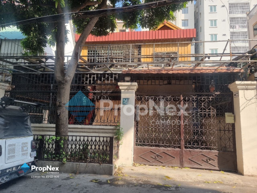 🏠 House for Rent in Toul Tompoung