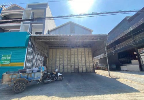 🔰ឃ្លាំងអាជីវកម្មសម្រាប់ជួលនៅលើផ្លូវធំ  ក្រាំងធ្នង់ សែនសុខ។