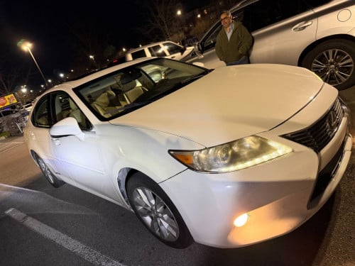 2013 Lexus ES300H Full option