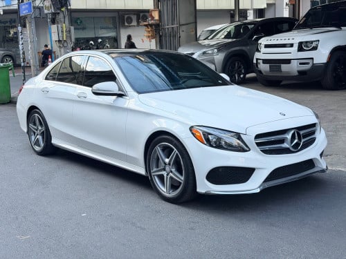2015 Mercedes-Benz C300 AMG (9មុឺនម៉ៃយហ្សុីន)