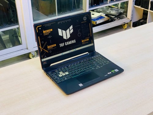 ASUs TuF F15 FX506LU 15.6”FHD 144Hz