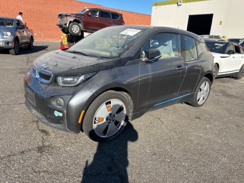 BMW I3 2016 Full Option Rex (សាំងនឹងអគ្គីសនី)