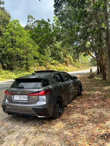 CT 200H 2012 Fsport edition