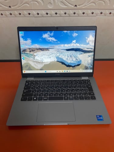 Dell Latitude 5330