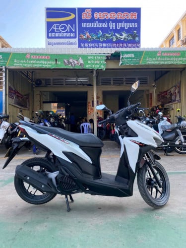 Honda click 2021yធូរថ្លៃ រំលស់សុទ្ធ100%