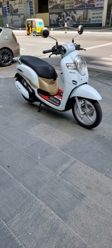 Honda scoopy 2021
