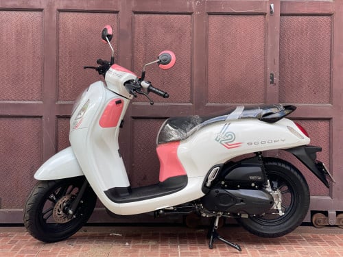 Honda Scoopy ឆ្នាំ2022 Smart Key ម៉ាសុីនហាប់នែ ល្អប្រើ ម៉ូតូ98%