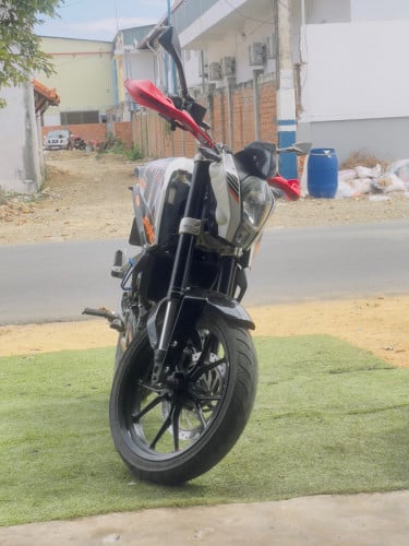 KTM Duke 2016
