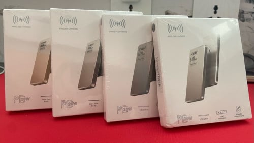 Magnetic wireless charging power bank (10000mAh)