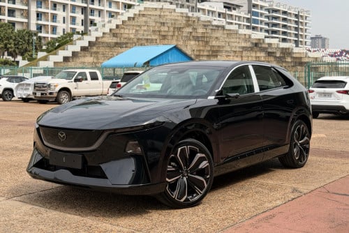 Mazda EZ60 EV 2026 តម្លៃពិសេសថែម UV មួយជុំ