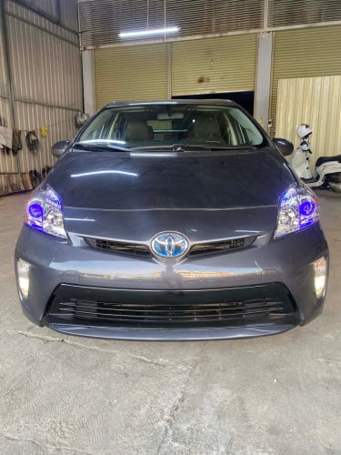 Prius 012 option 3 ឡានស្អាត