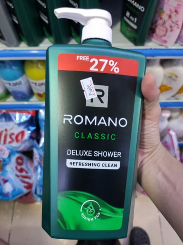 Romano Classic Deluxe Perfumed Shower for men 900g