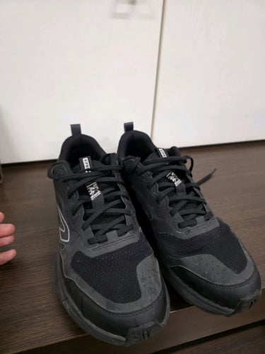 Sport Shoe ស្បែកជើងកីឡា Size 44