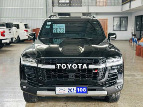 Toyota Land Cruiser 2023