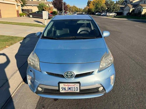 Toyota Prius 2012 Plug-in Option 5 ឡាន​ទិញ​តាម​ផ្ទះ​ សាង 17000 បេីក​ទូរ​ខែ​ក្រោយ​